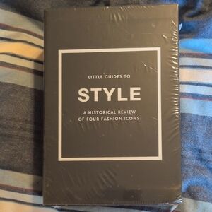 Little Guides to Style Book Set Brand New Prada Gucci Dior Chanel